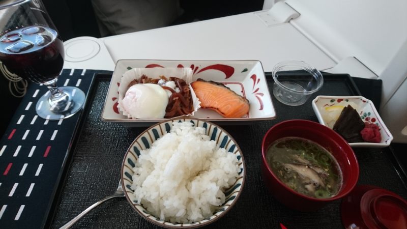 JAL ビジネスクラス　機内食