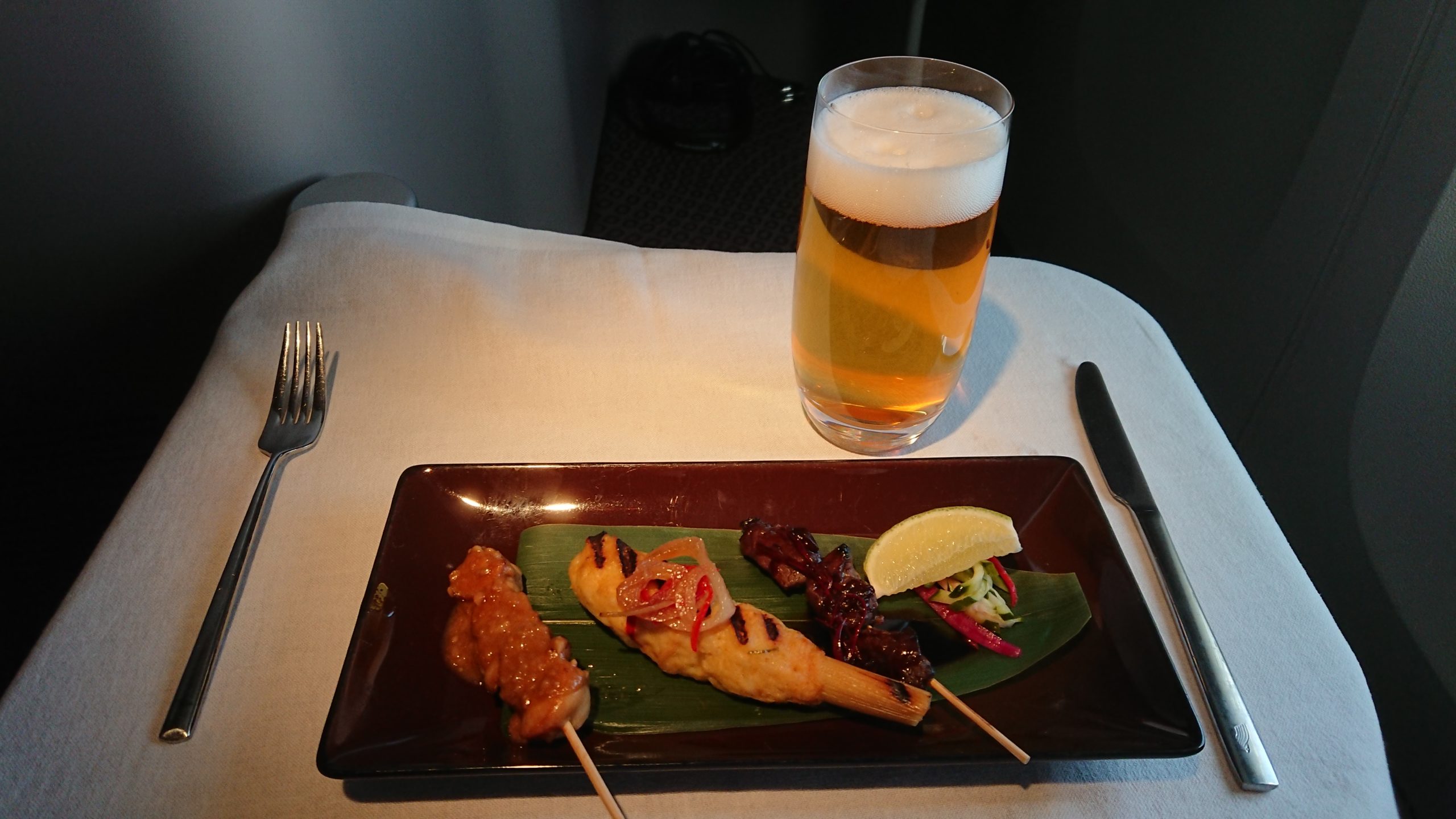 ガルーダインドネシア航空　ビジネスクラス 機内食