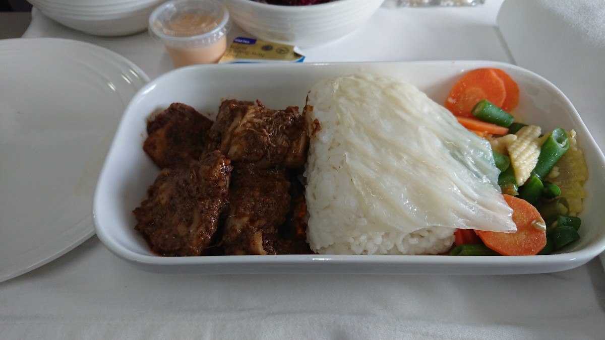 MH710 マレーシア航空 ビジネスクラス 機内食