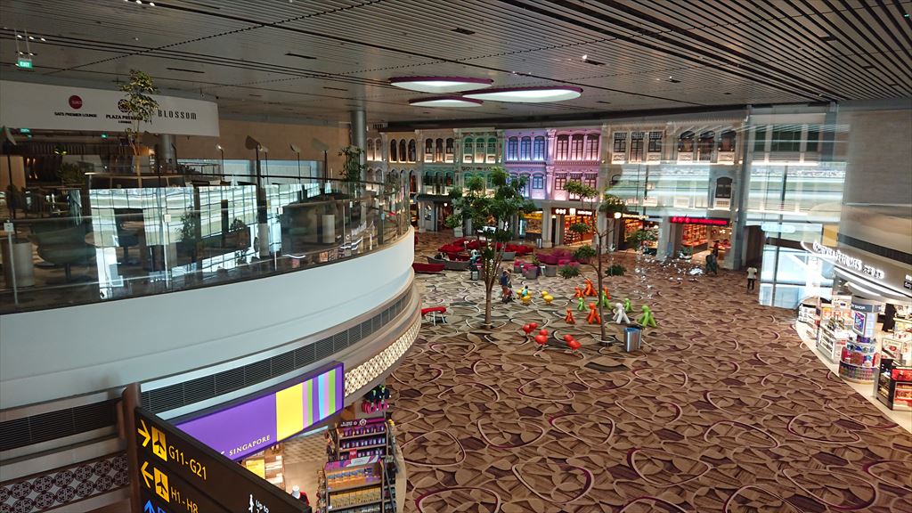 シンガポール チャンギ国際空港 キャセイパシフィック ラウンジ