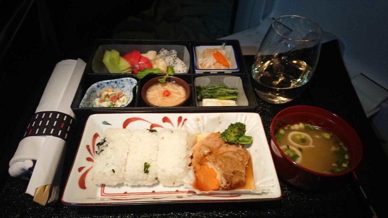 JAL JL034 バンコク - 羽田 ビジネスクラス機内食