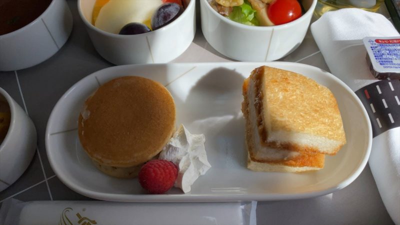 JAL JL505 羽田～札幌(新千歳) ファーストクラス機内食 20SEP20
