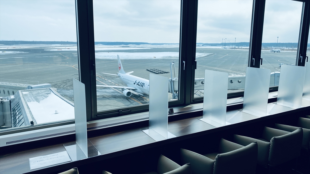札幌・新千歳国際空港 JAL DIAMOND PREMIER LOUNGE 21年バレンタインデー訪問