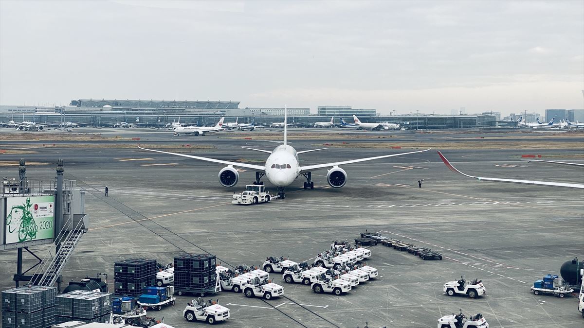 羽田空港 第一ターミナル 北ウィング JAL DIAMOND PREMIER LOUNGE 21年バレンタインデー訪問