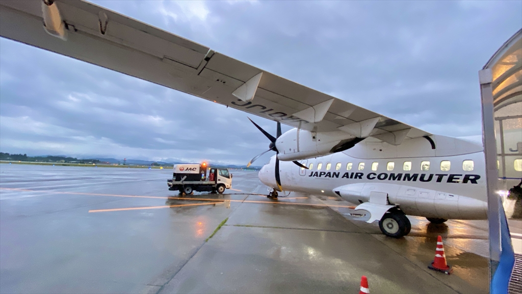 ATR42-600型機 JL3687 鹿児島～松山 普通席 搭乗記 12MAY21