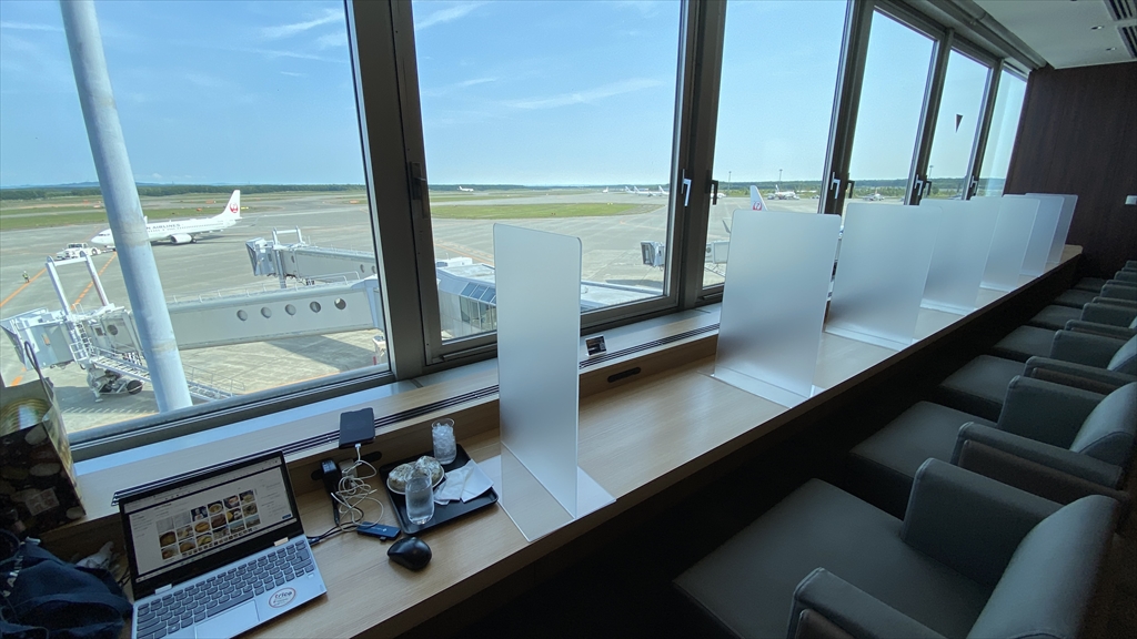 札幌・新千歳国際空港 JAL DIAMOND PREMIER LOUNGE 21年8月訪問