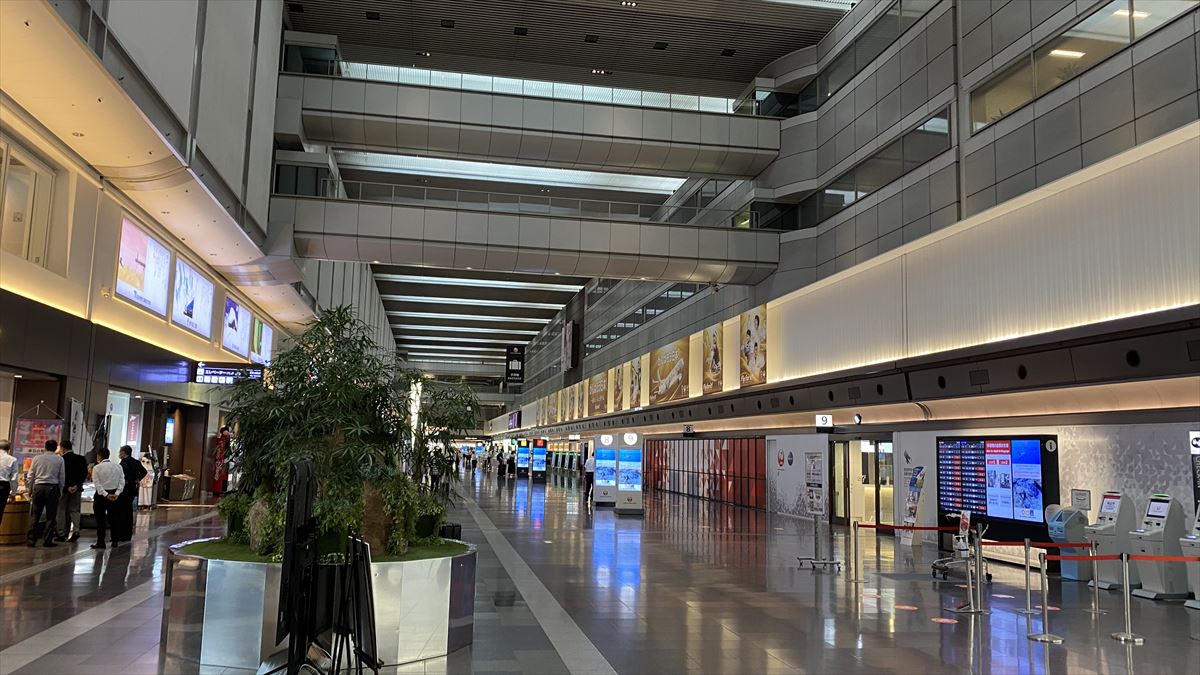 羽田空港 第一ターミナル 北ウィング JAL DIAMOND PREMIER LOUNGE 21年9月訪問