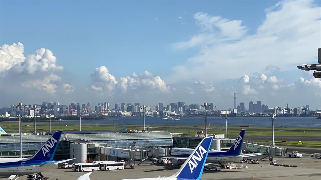 羽田空港 第一ターミナル 北ウィング JAL DIAMOND PREMIER LOUNGE 21年8月訪問