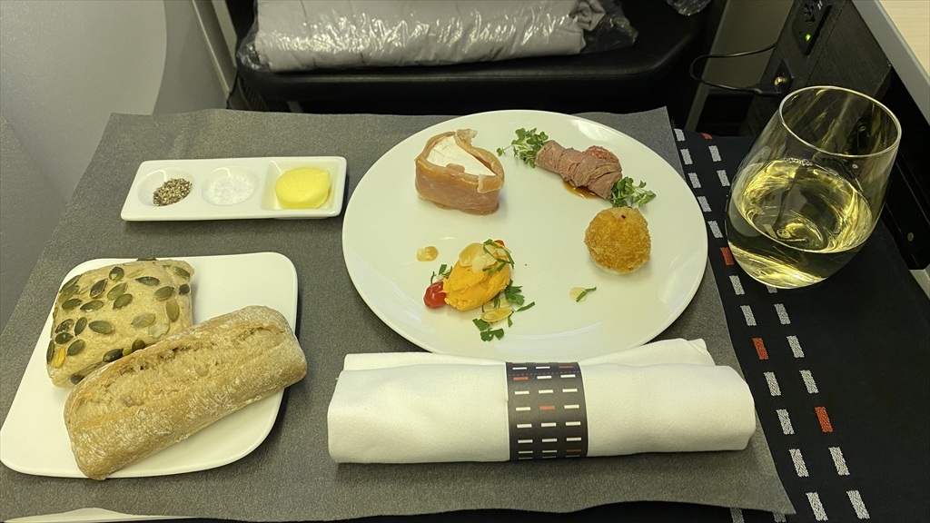 JAL JL044 ロンドン～羽田 ビジネスクラス機内食 25OCT21
