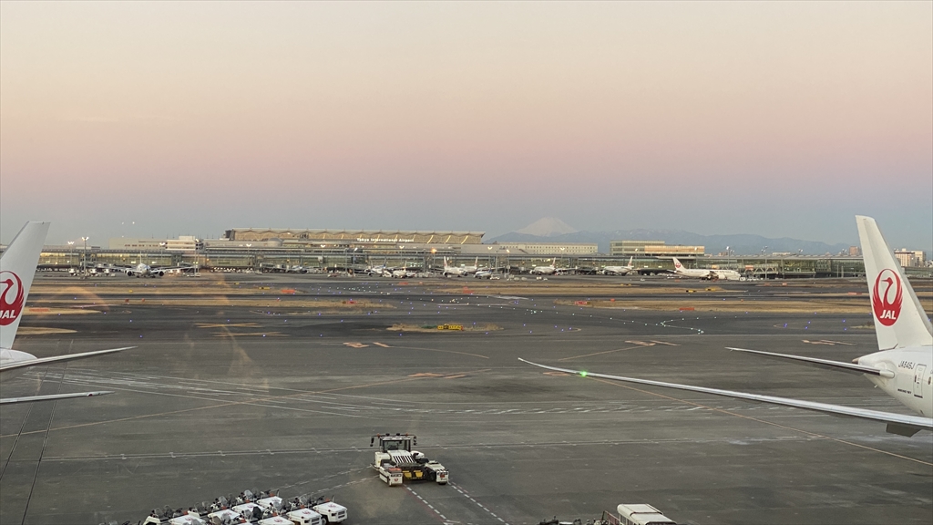 羽田空港 第一ターミナル 北ウィング JAL DIAMOND PREMIER LOUNGE 2022年2月