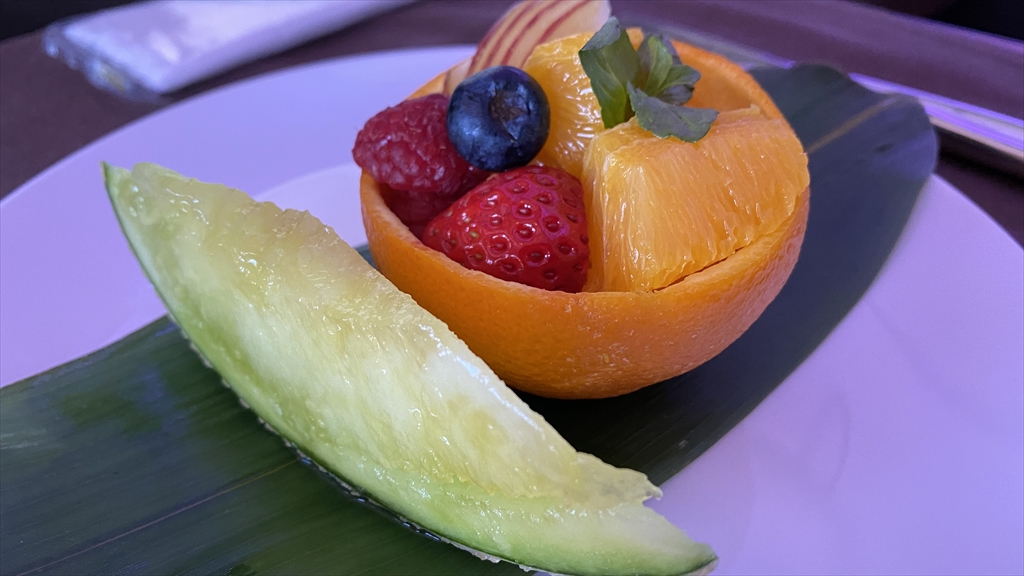 季節のフルーツ盛り合わせ　JAL国際線ファーストクラス機内食