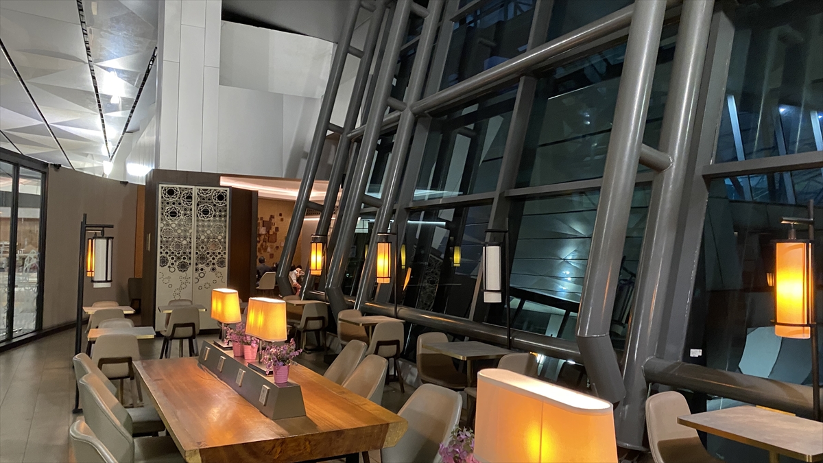 ジャカルタ・スカルノハッタ国際空港 ターミナル3 Saphire Plaza Premium Lounge 22年6月訪問