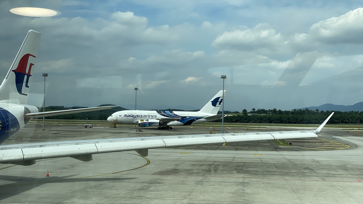 B737-800 マレーシア航空MH614 シンガンポール～クアラルンプール 搭乗記 18SEP22