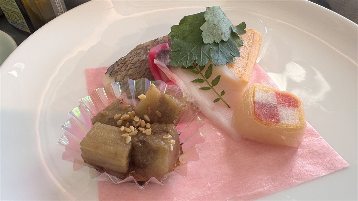 【機内食レポ】成田～香港 CX便 ビジネスクラス 24年09月18日