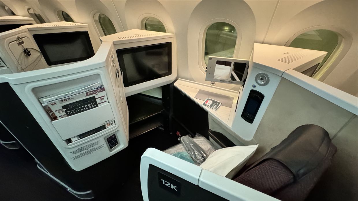 【フライトの様子】JAL59 羽田～ドーハ 27Oct24　ボーイングB787-900型機