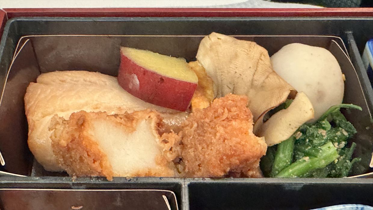 【機内食レポ】羽田～ドーハ JAL59便 ビジネスクラス 24年10月