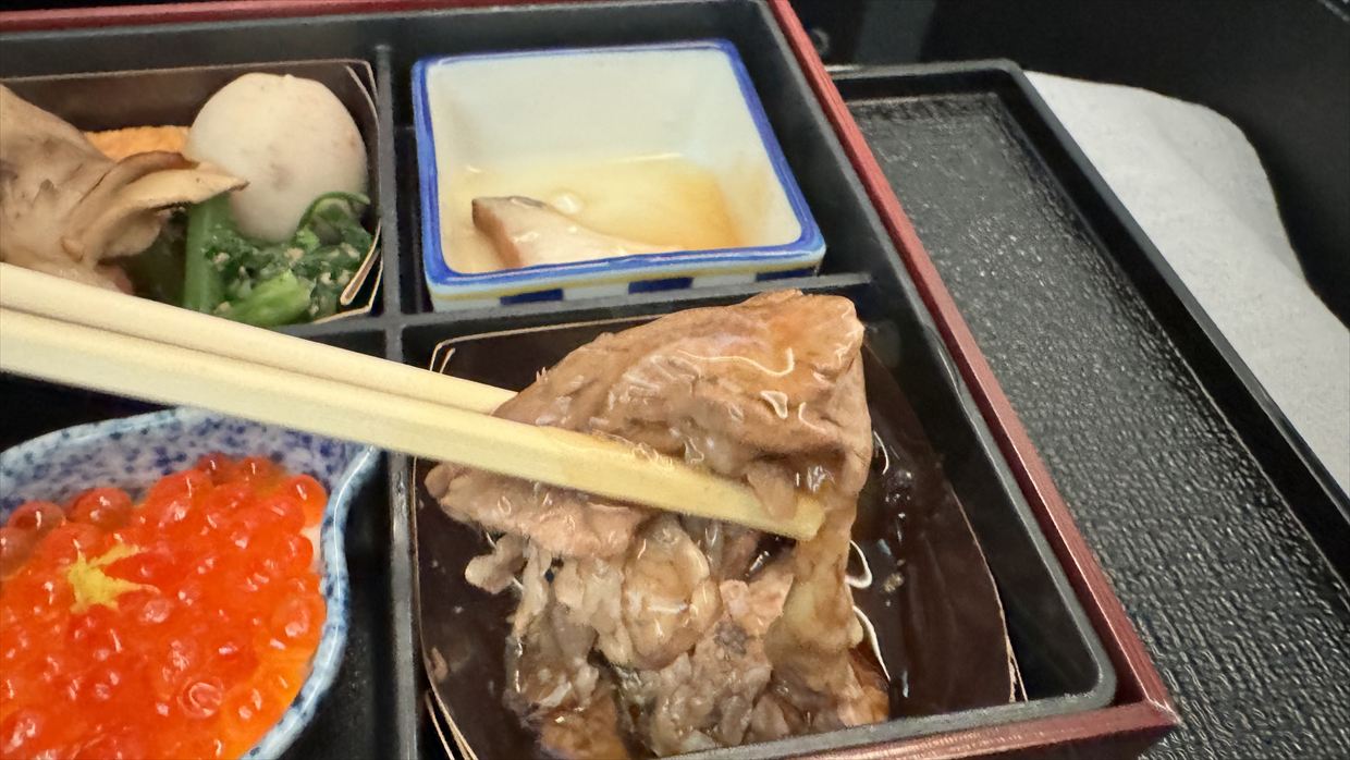 【機内食レポ】羽田～ドーハ JAL59便 ビジネスクラス 24年10月