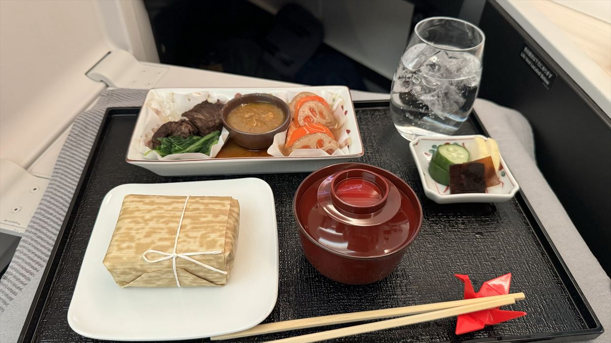 【機内食レポ】羽田～ドーハ JAL59便 ビジネスクラス 24年10月