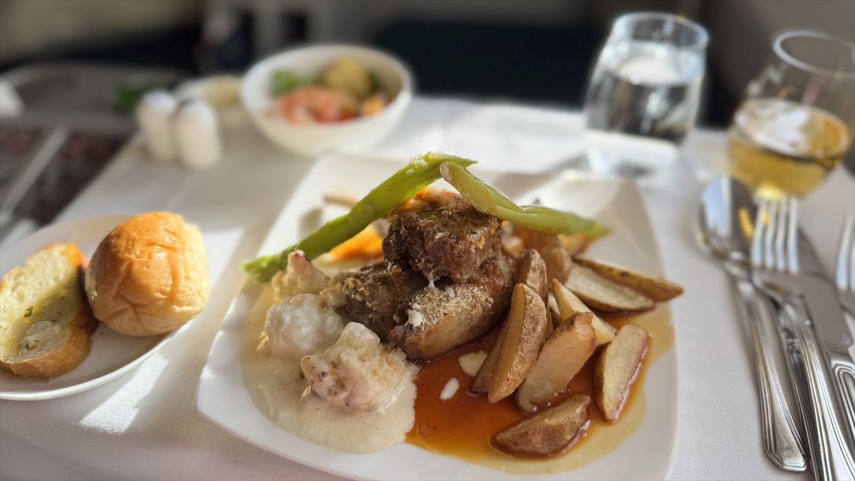 成田～コロンボ　スリランカ航空 ビジネスクラス 24年07月