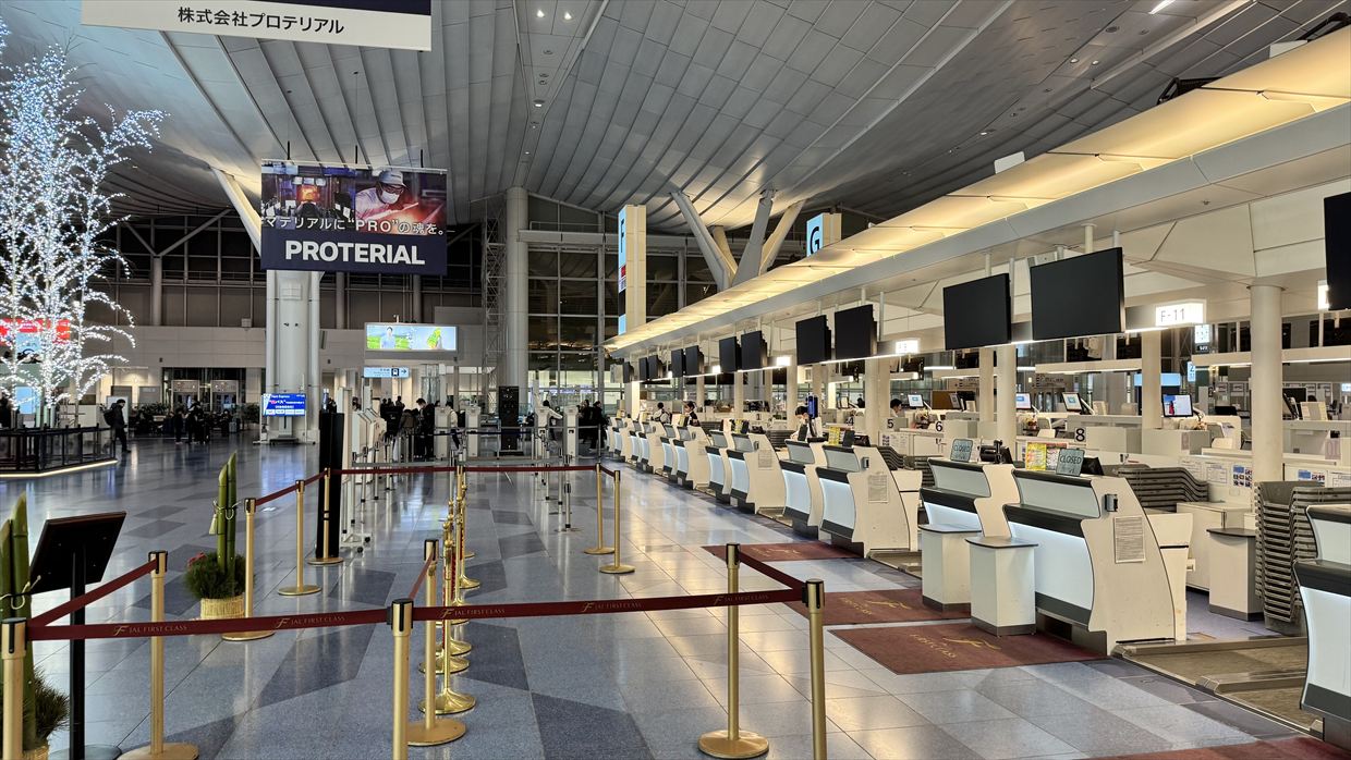 2025年元旦 羽田空港 ターミナル3 JALファーストクラスラウンジ
