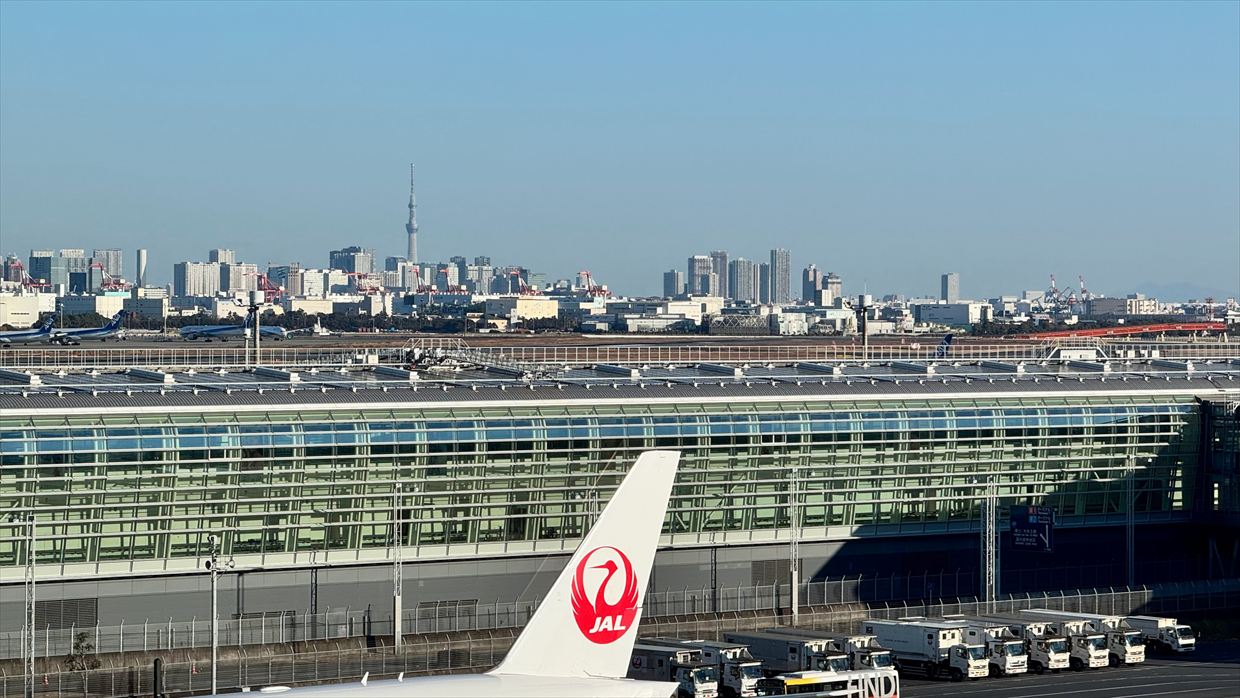 2025年元旦 羽田空港 ターミナル3 JALファーストクラスラウンジ