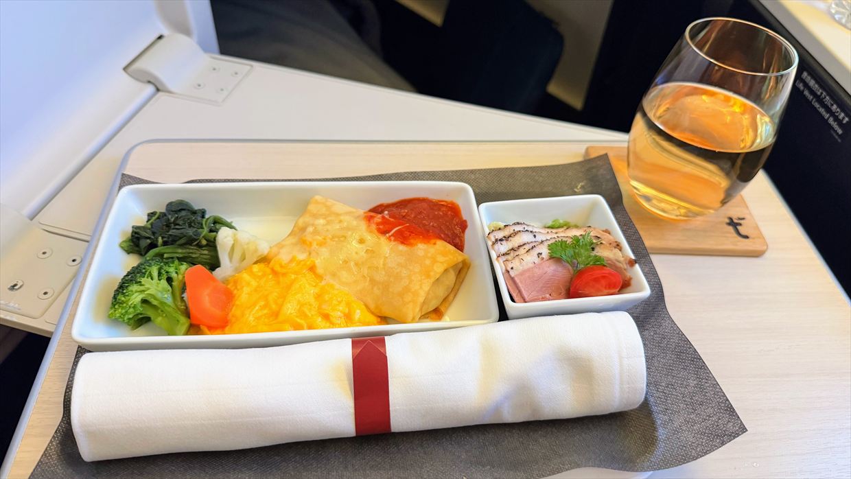 【機内食レポ】羽田~デリー JAL39便 ビジネスクラス 25年01月 ※到着前の軽食