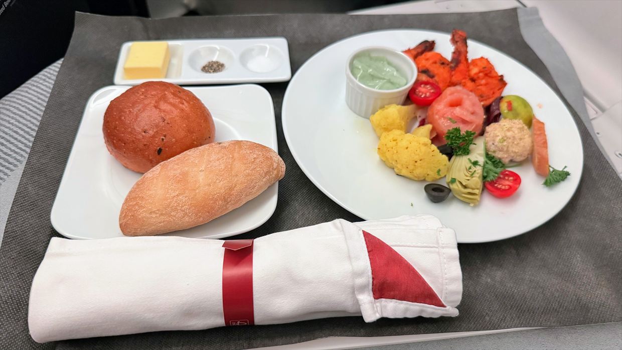 【機内食レポ】デリー～羽田　JAL30便 ビジネスクラス 25年01月