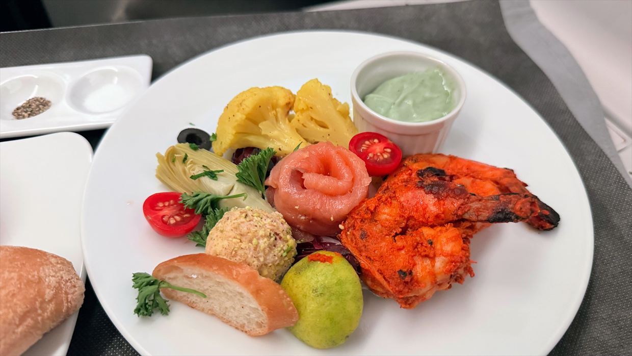 【機内食レポ】デリー～羽田　JAL30便 ビジネスクラス 25年01月