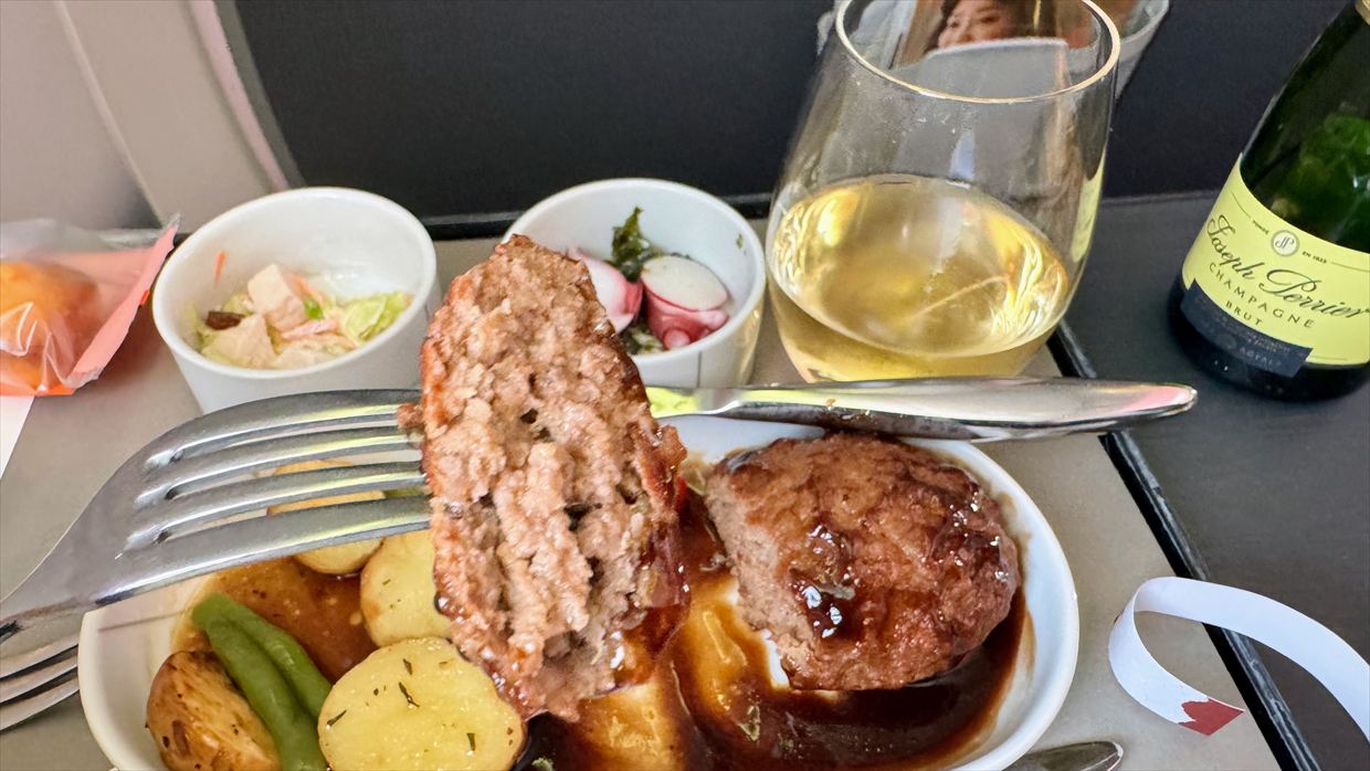 【機内食レポ】伊丹～伊丹　JAL116便 ファーストクラス 25年02月02日