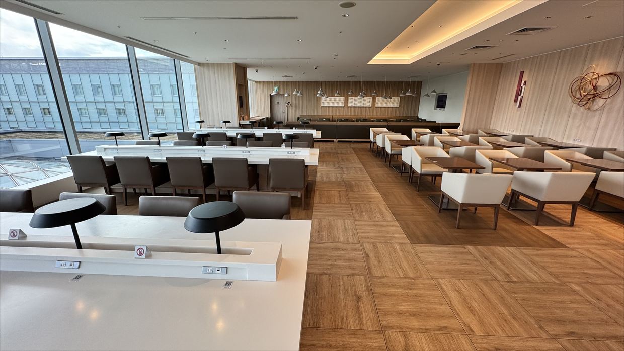 【ラウンジレポ】羽田空港 ターミナル3 JAL サクララウンジ SKY VIEW LOUNGE 25年2月18日