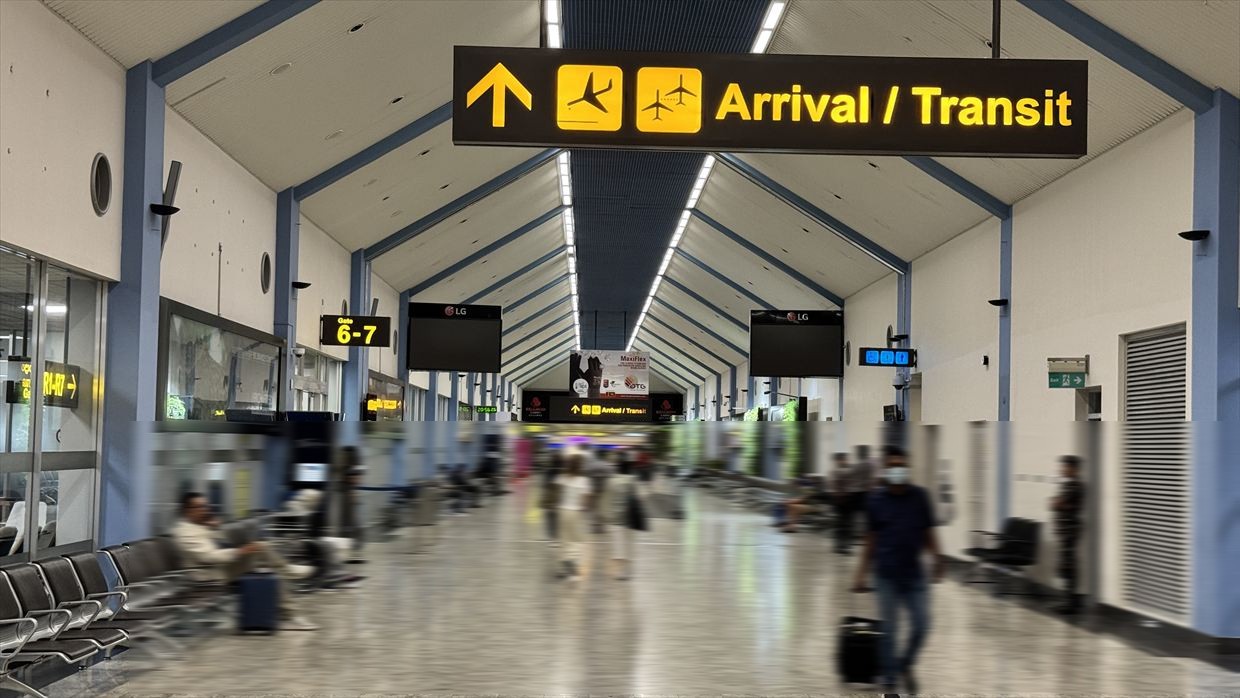 【フライトの様子】UL455 成田～コロンボ Jul25 A330-200型機 ビジネスクラス 大遅延。