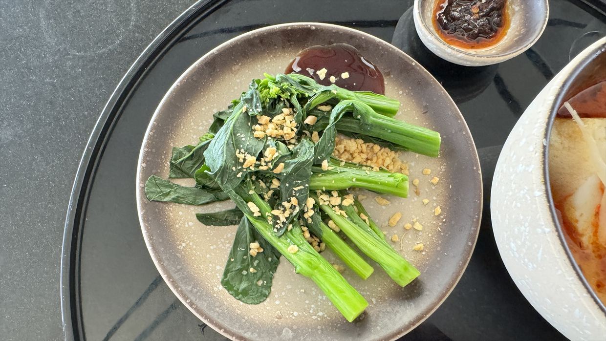 【ラウンジレポ】ラウンジ巡りの旅 2日目香港空港編 キャセイパシフィック The Deck ビジネスクラス 25年4月