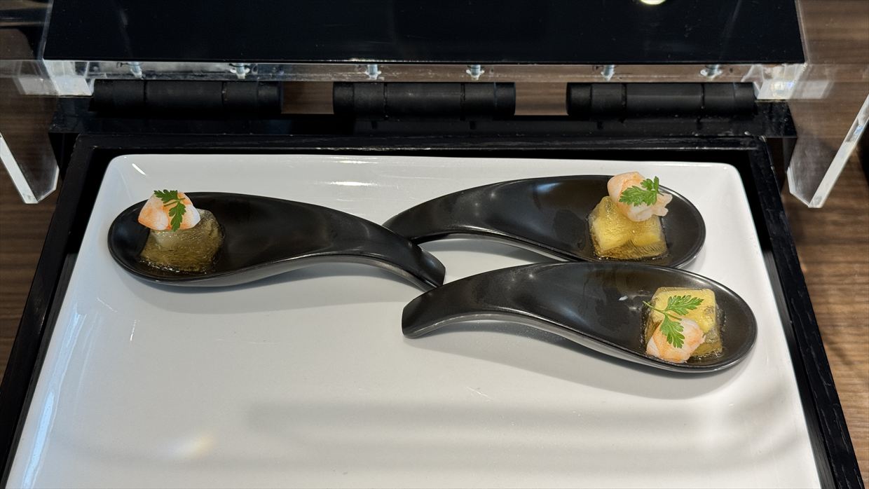 【ラウンジレポ】羽田空港 ターミナル3 JAL ファーストクラスラウンジ 25年4月