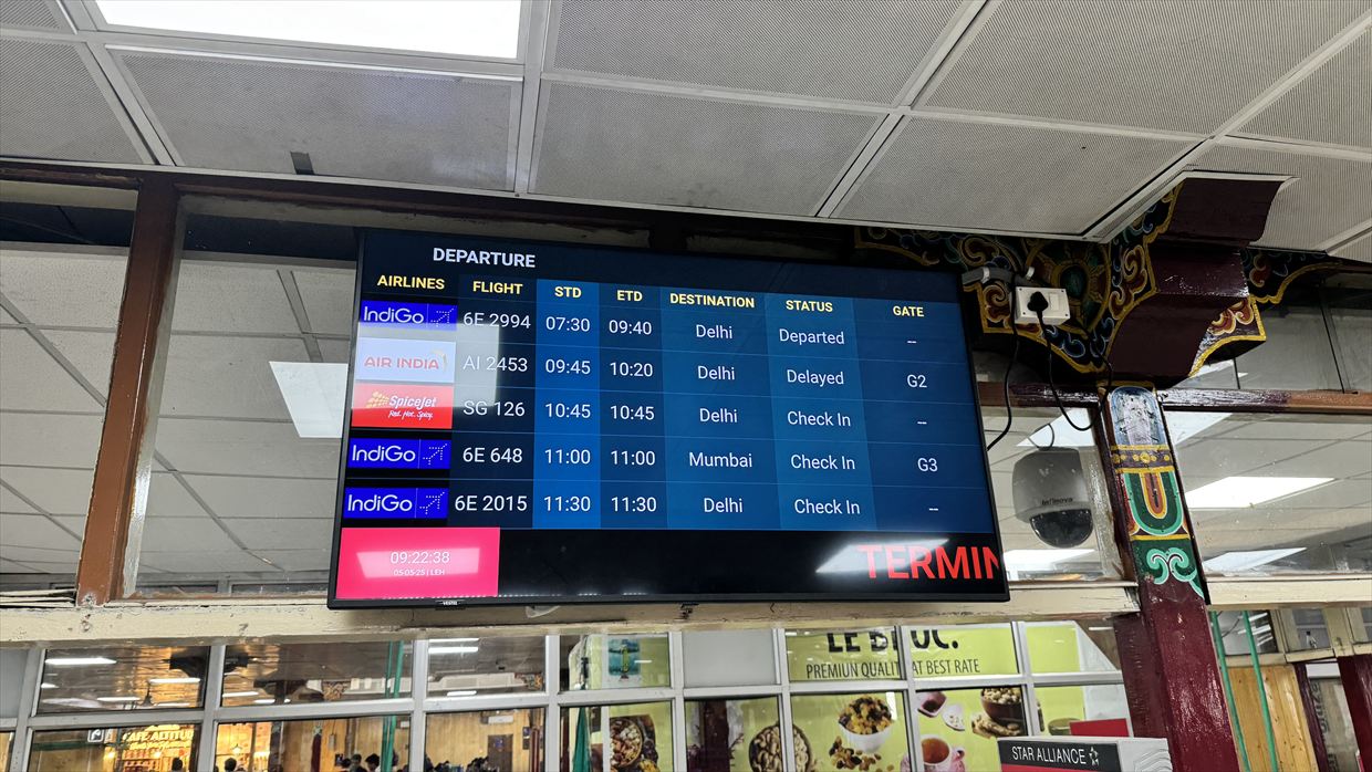 【フライトの様子とレーの観光風景】IndiGo航空 6E2015 レー～デリー May25 A320型機