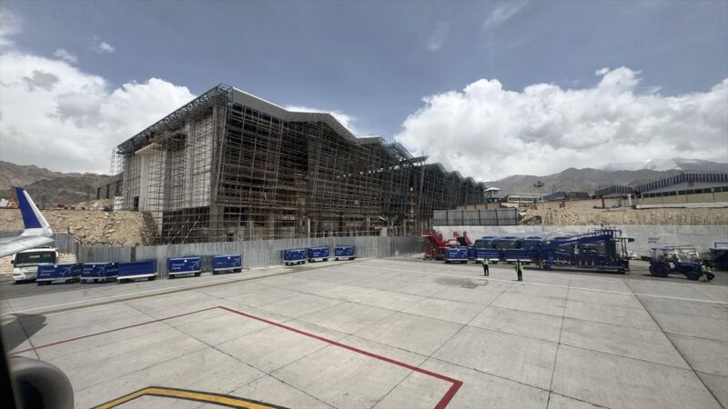 【フライトの様子とレーの観光風景】IndiGo航空 6E2015 レー～デリー May25 A320型機