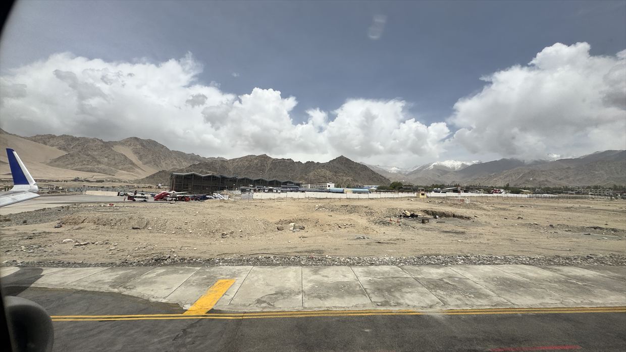 【フライトの様子とレーの観光風景】IndiGo航空 6E2015 レー～デリー May25 A320型機