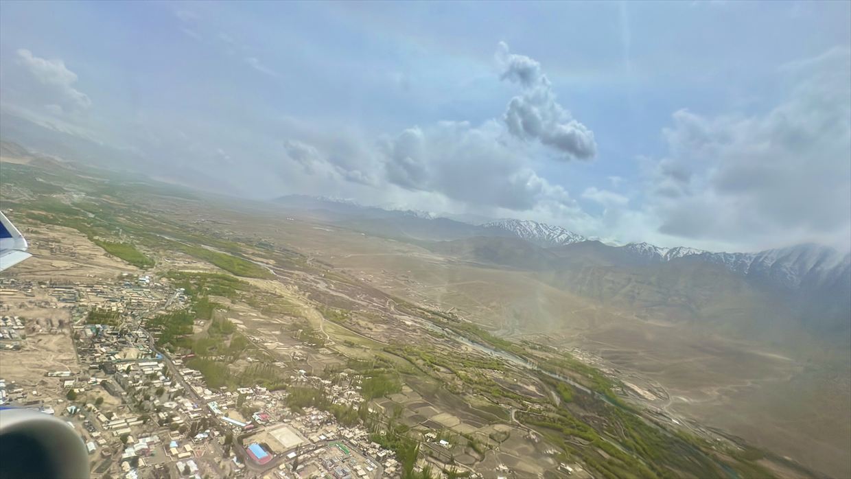 【フライトの様子とレーの観光風景】IndiGo航空 6E2015 レー～デリー May25 A320型機