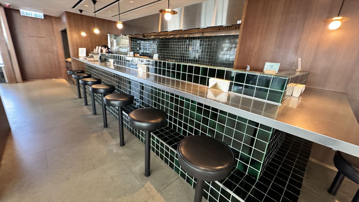 【ラウンジレポ】香港空港 キャセイパシフィック The Deck 臨時ファーストクラス 25年6月