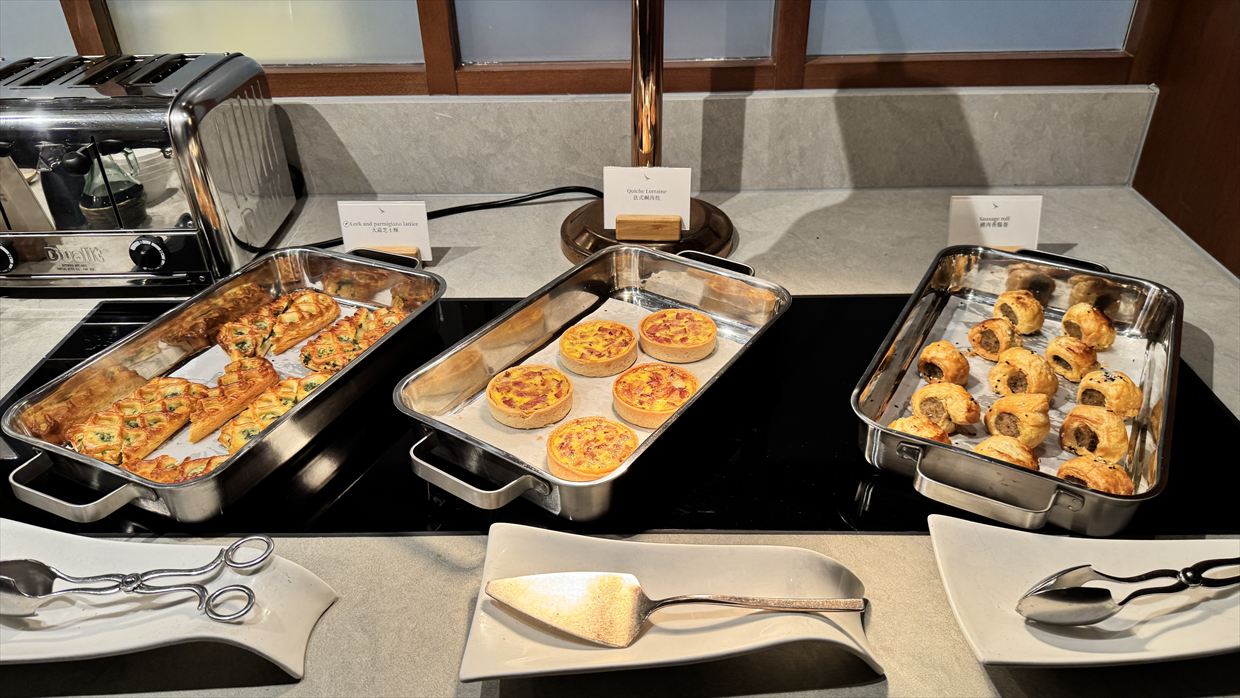 【ラウンジレポ】香港空港 キャセイパシフィック The Deck 臨時ファーストクラス 25年6月