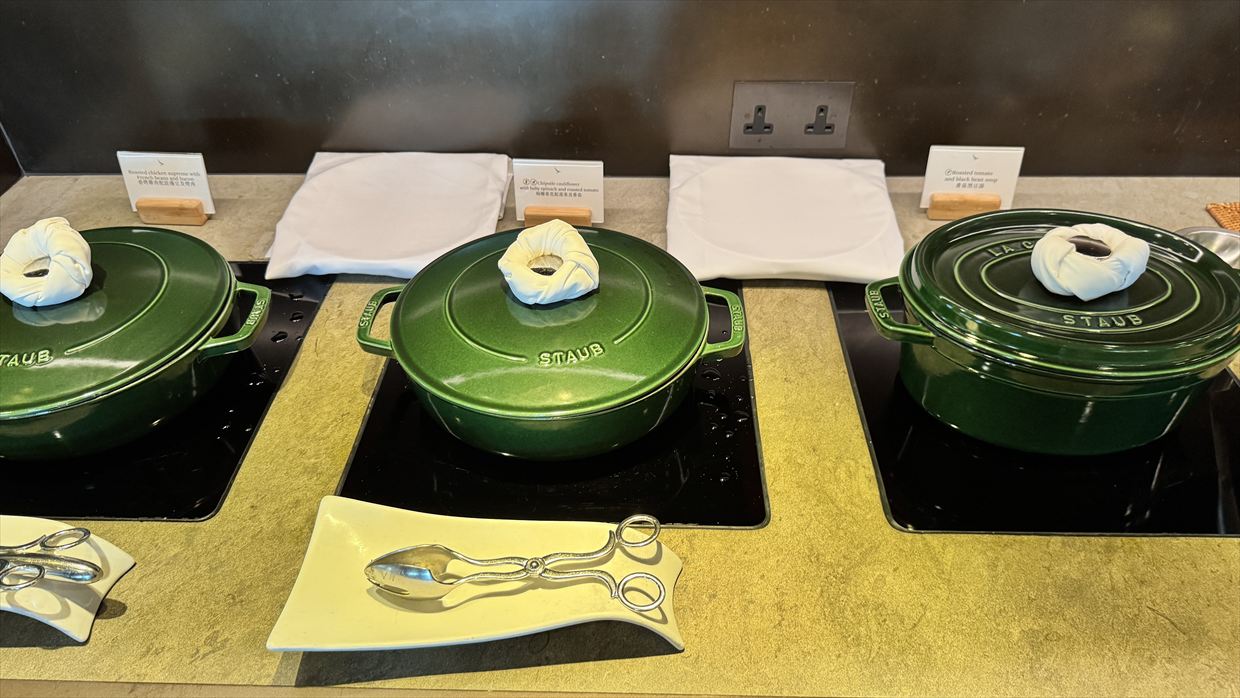 【ラウンジレポ】香港空港 キャセイパシフィック The Deck 臨時ファーストクラス 25年6月