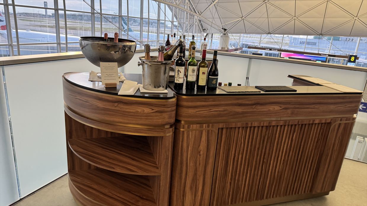 【ラウンジレポ】香港空港 キャセイパシフィック The Deck 臨時ファーストクラス 25年6月