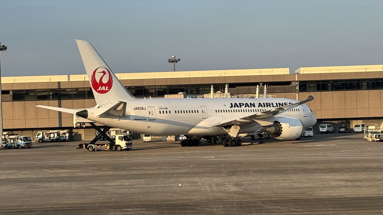 【フライトの様子】CX527 成田~香港 Sep25 A350-900 ビジネスクラス 出発3時間の遅延。