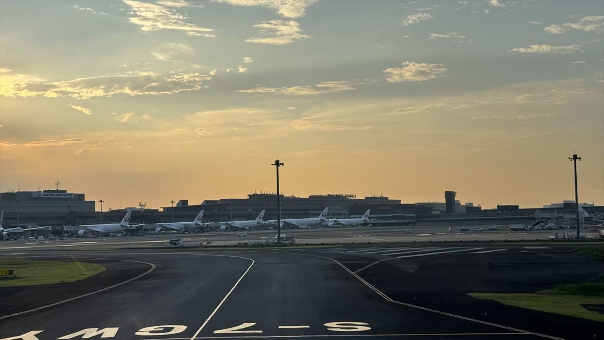 【フライトの様子】CX527 成田~香港 Sep25 A350-900 ビジネスクラス 出発3時間の遅延。