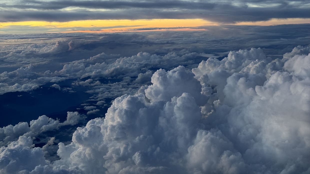 【フライトの様子】CX527 成田~香港 Sep25 A350-900 ビジネスクラス 出発3時間の遅延。