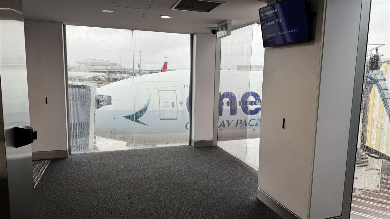 【フライトの様子】ARIA SUITE ビジネスクラス CX162 シドニー～香港 Sep25