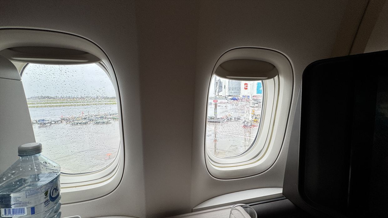 【フライトの様子】ARIA SUITE ビジネスクラス CX162 シドニー～香港 Sep25