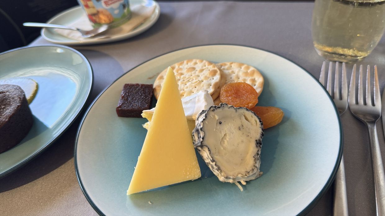 【機内食レポ】香港～シドニー CX162便 ビジネスクラス 25年09月