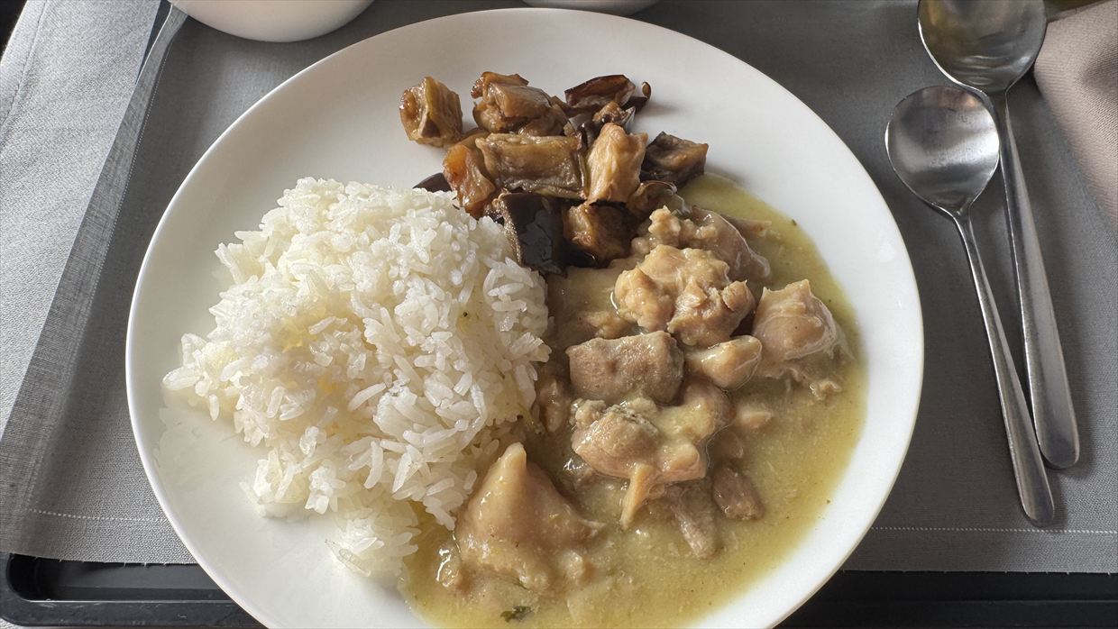 【機内食レポ】香港～シドニー CX162便 ビジネスクラス メイン以降の食事 25年09月