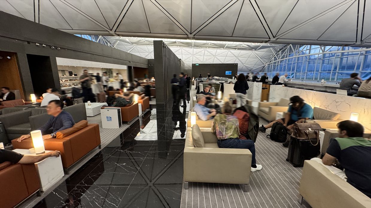 【ラウンジレポ】キャセイパシフィック The Wing ビジネスクラス  25年9月 *ファーストクラス閉鎖中*