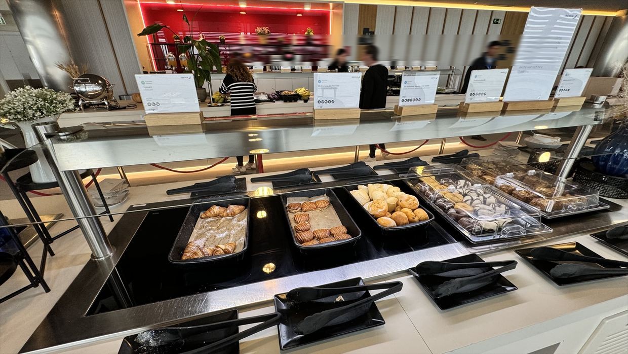 【ラウンジレポ】マドリード バラハス空港 T4サテライト イベリア航空 Premium Lounge Velázquez 25Sep25